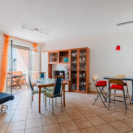 בית נופש Casa Ayra A *